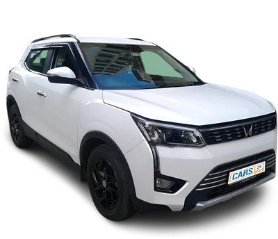 Mahindra XUV300-img